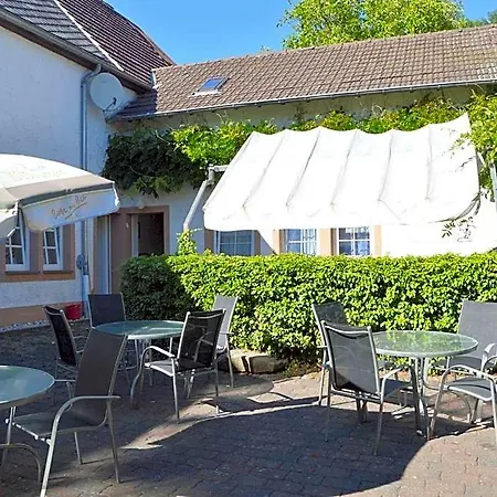 Cosy With Terrace In 3*