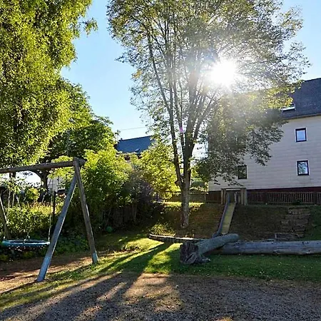 Cosy With Terrace In 3*